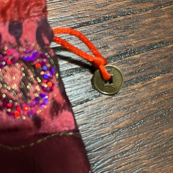 $1 Add-On Drawstring Bag Red Sequins Asian Coins Gift Bag Chinese Embroidered - Picture 3 of 3